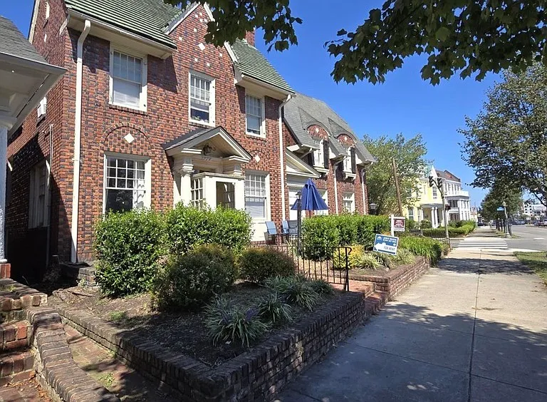 712 N Arthur Ashe Blvd #C — Photo 1