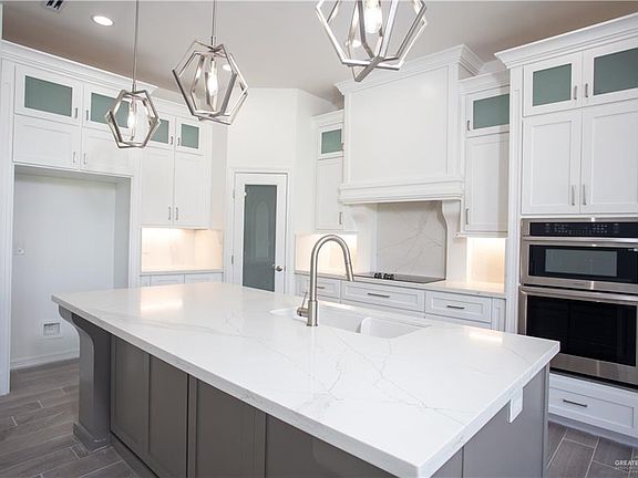4th image of 3608 E Noronha Dr
