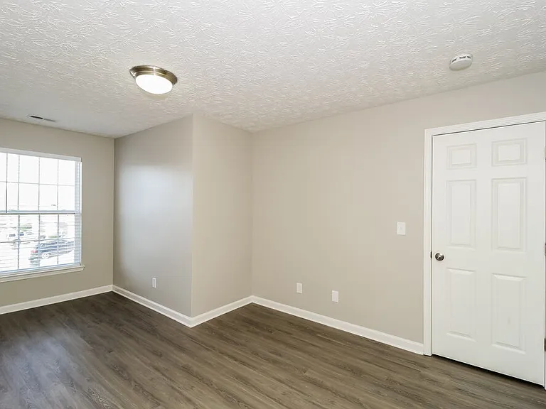 427 Topaz Dr — Photo 14