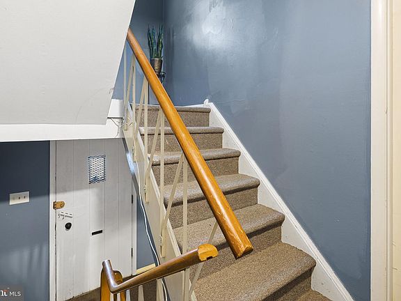 5th image of 5489 Quentin St