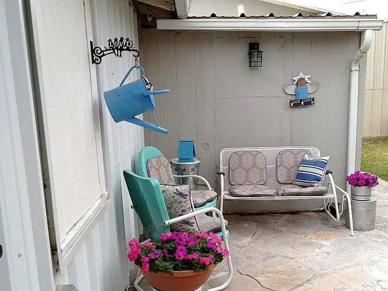 916 Gidding St #1 — Photo 20