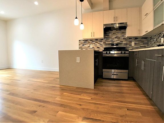 2nd image of 143 Woodbine St APT 2F
