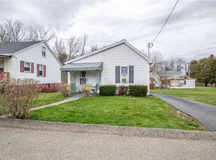 121 Hayden Ln, Hopwood, PA 15445