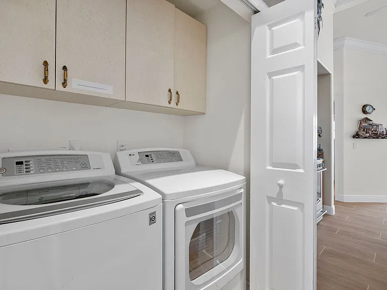 5310 Sands Blvd — Photo 6