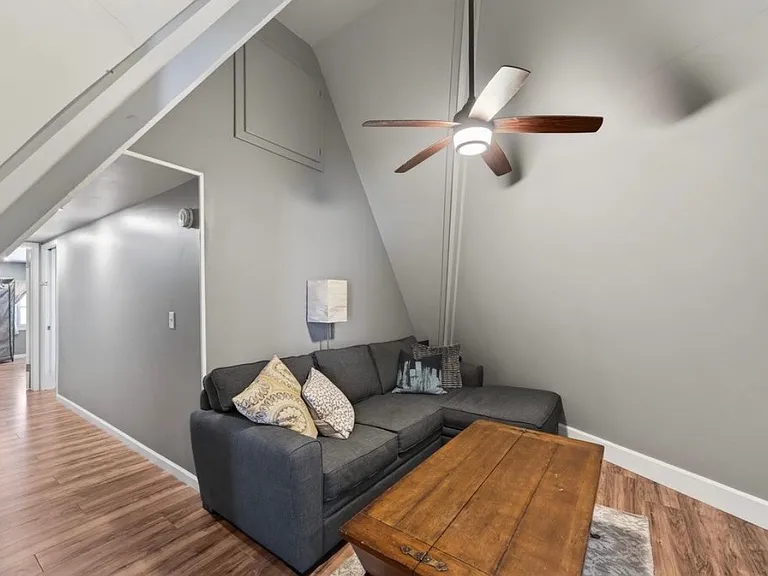 3925 Pine Knot Ct #A — Photo 5