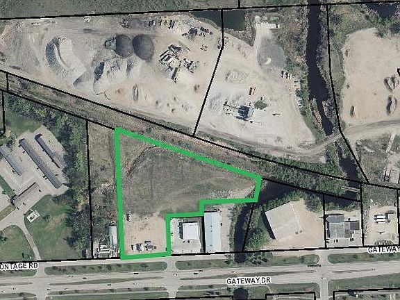 2nd image of 3200 Gateway Dr