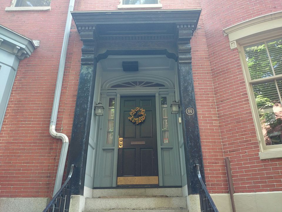 2nd image of 82 Waltham St APT 10