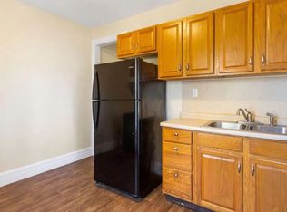 130 N Grant St #2B, Waynesboro, PA 17268