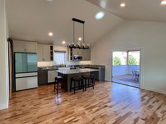 5th image of 1184 Rutherford Dr #A