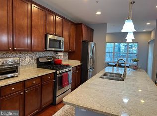 7827 River Rock Way, Columbia, MD 21044