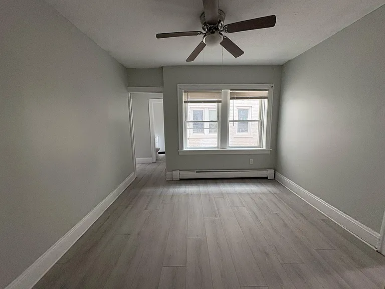 Brooklyn Manor — Photo 25