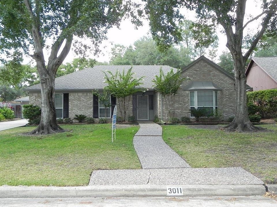 1st image of 3011 Bainbridge Ct
