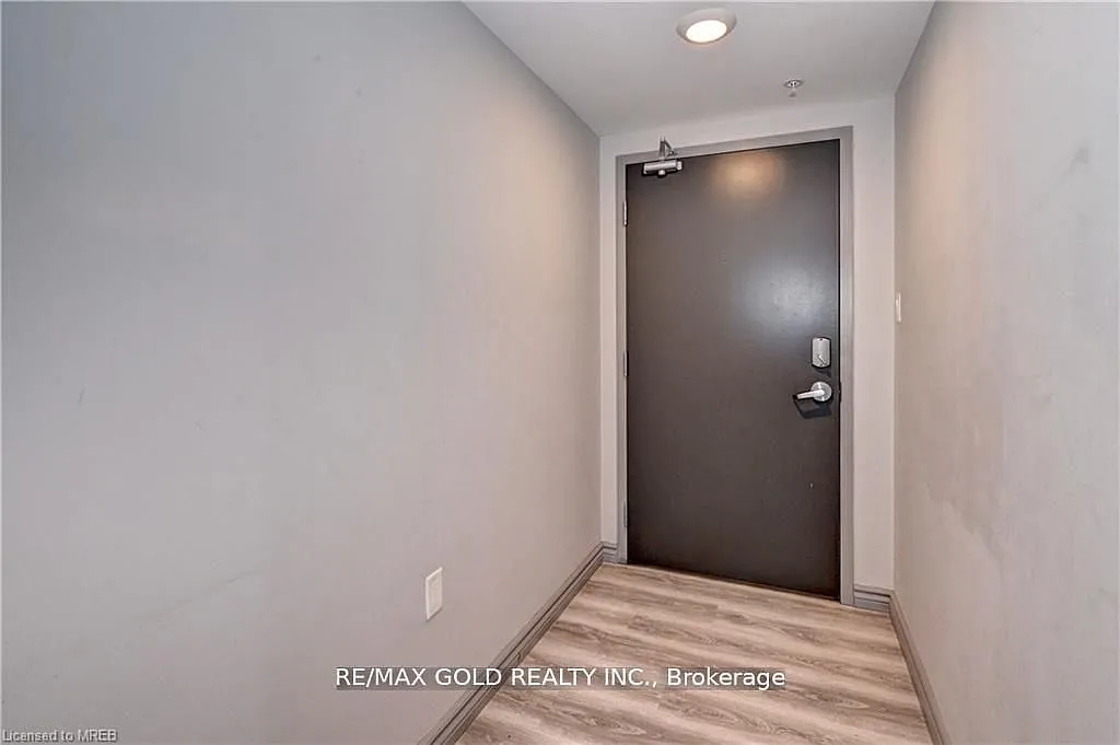 1 bed, $800 — Photo 2