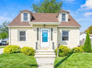 848 Racine St, Menasha, WI 54952