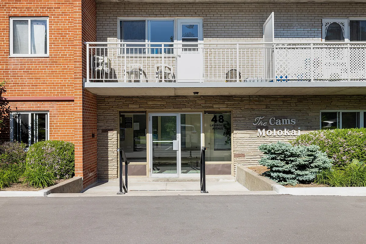 Building Photo - 48 Laverock Ave #204