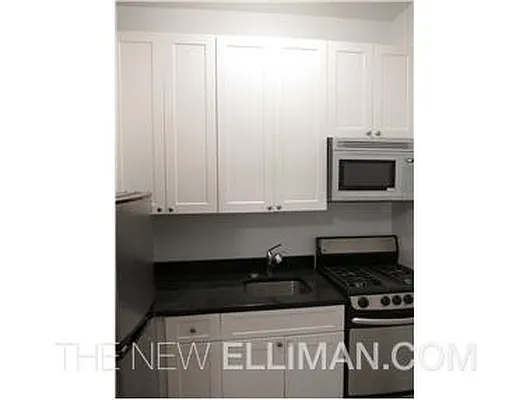 Rented by Douglas Elliman | media 26