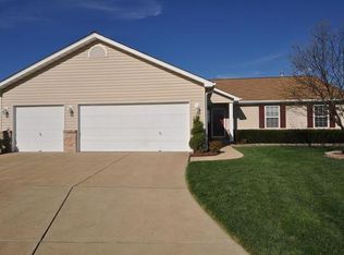 105 Niagra Ct, Wentzville, MO 63385