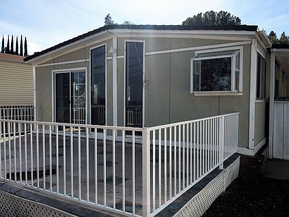 3rd image of 24425 Woolsey Canyon Rd Spc 76