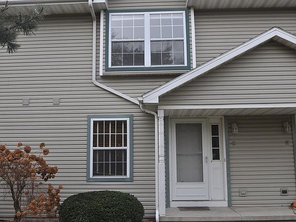 2nd image of 106 Lincoln Ave Unit G