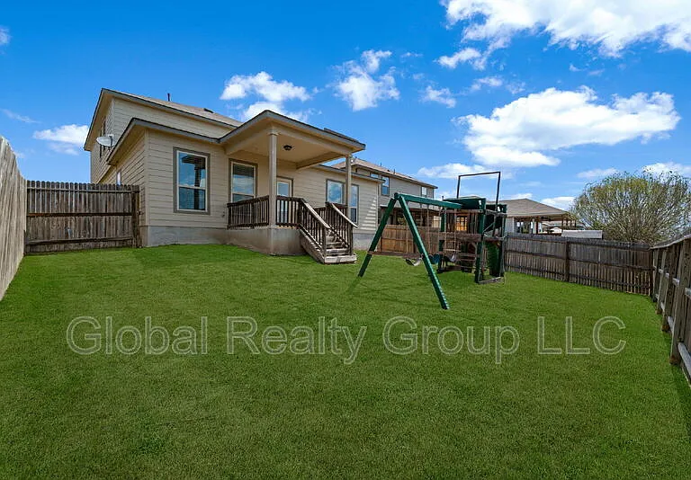 10426 Rosalina Loop — Photo 36