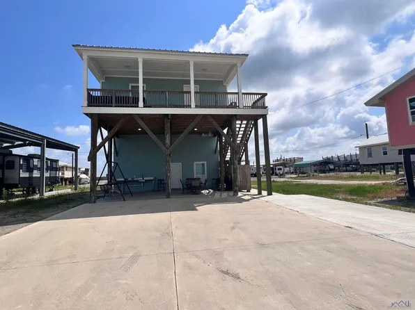 148 Boudreaux Ln, Grand Isle, LA 70358