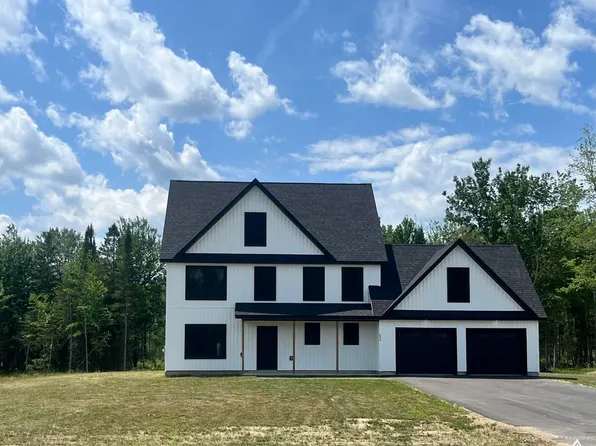 673 Streamside Avenue, Hermon, ME 04401