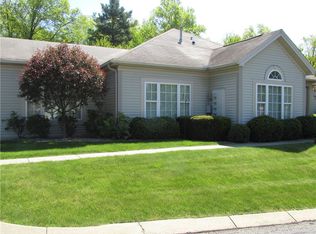 3539-2 Hunters Woods Blvd, New Castle, PA