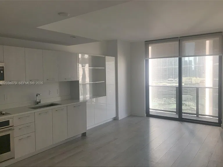 55 SW 9th St #1607 — Photo 7