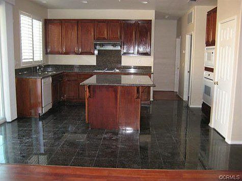 5th image of 5885 Wilshire Dr