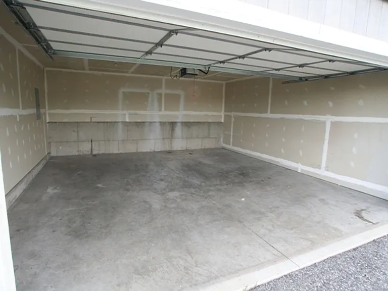 101 13th St #A-D — Photo 14
