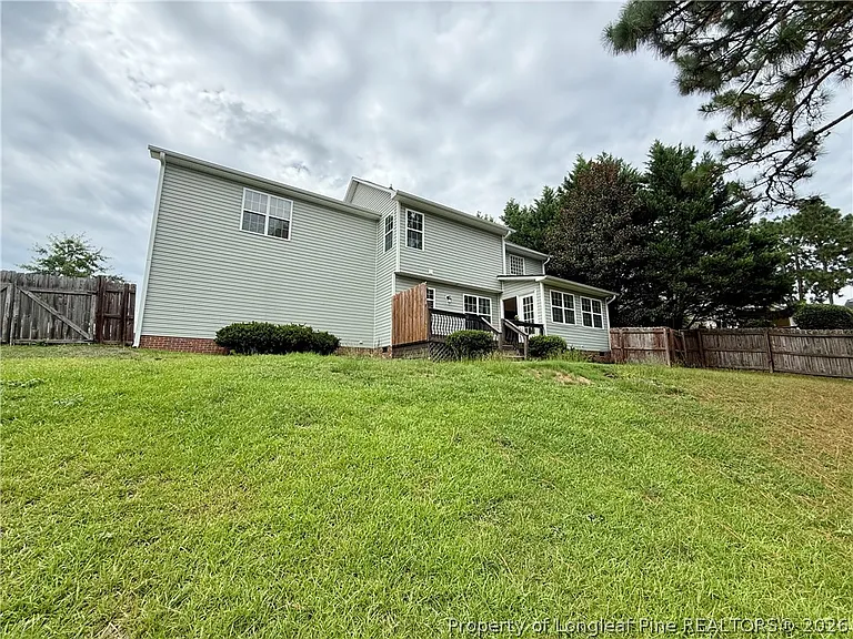 82 Sonora Dr — Photo 32