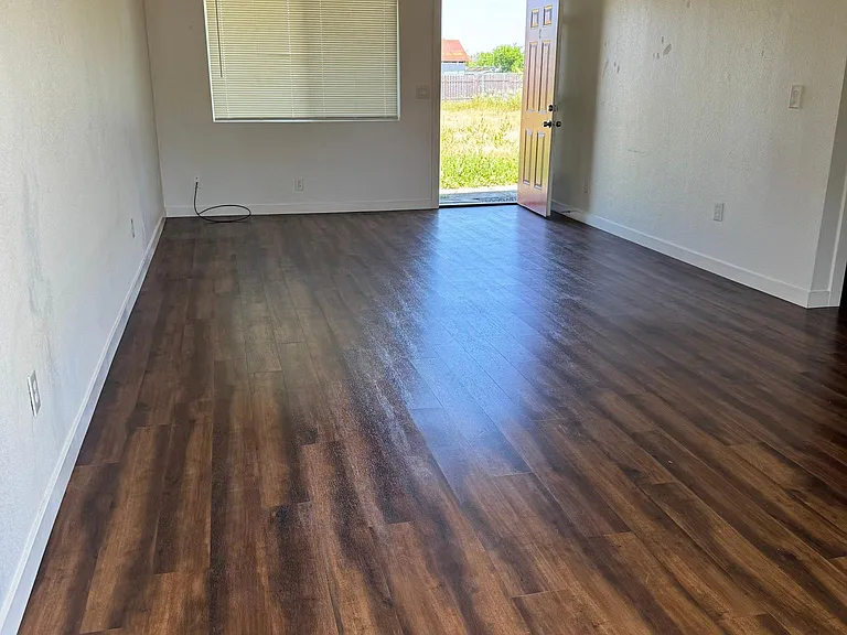 4693 Ardmore Ave #3 — Photo 4