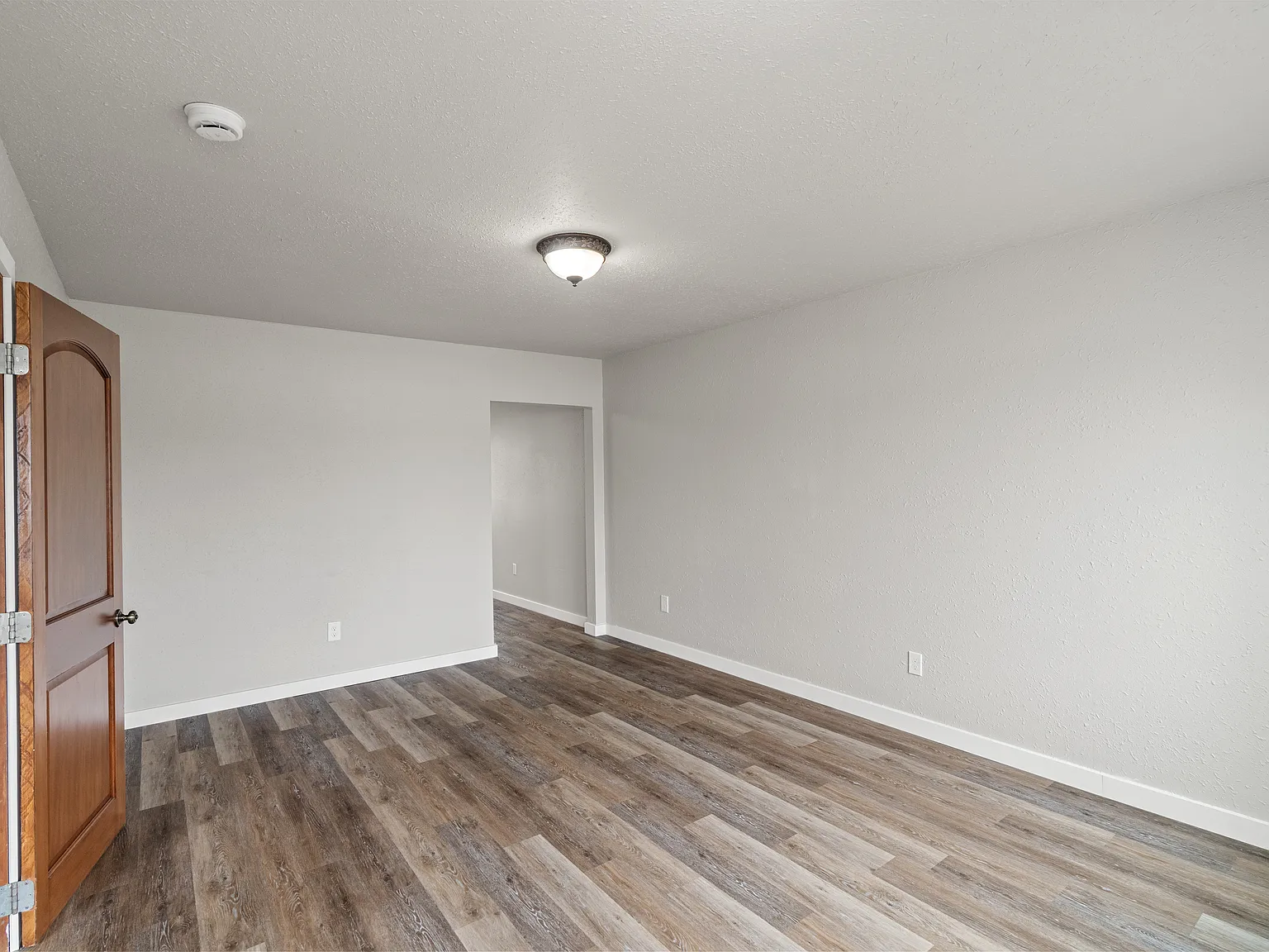 2 bed, 656 sqft, $1,250 — Photo 4