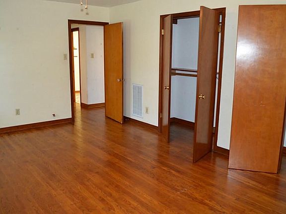 5th image of 1815 Cheshire Ln