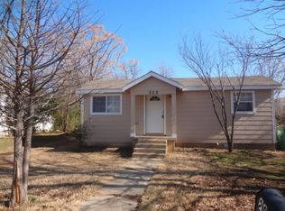 202 N Ruddell St, Denton, TX 76205