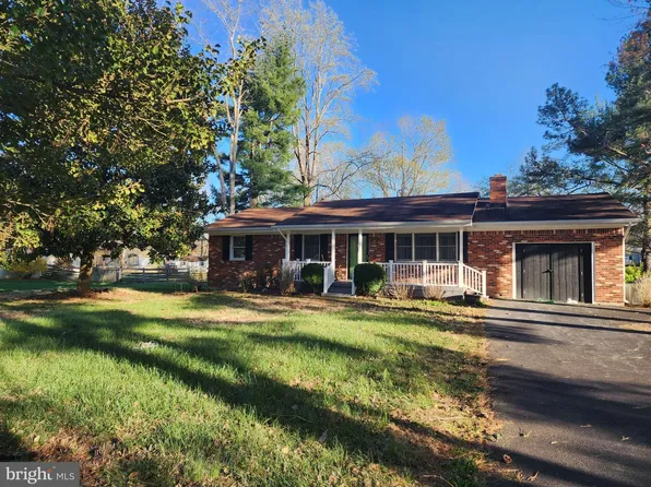 9613 Oriole Ln, Bel Alton, MD 20611