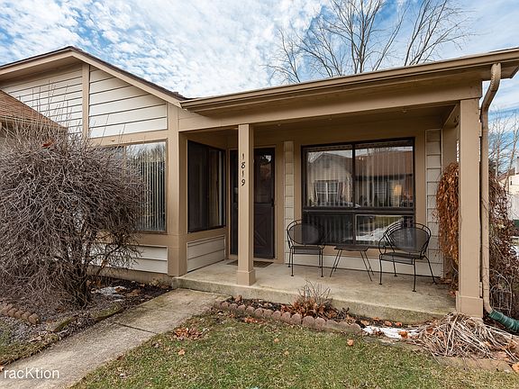 2nd image of 1819 Appaloosa Dr