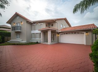 8261 NW 165th Ter, Miami Lakes, FL 33016