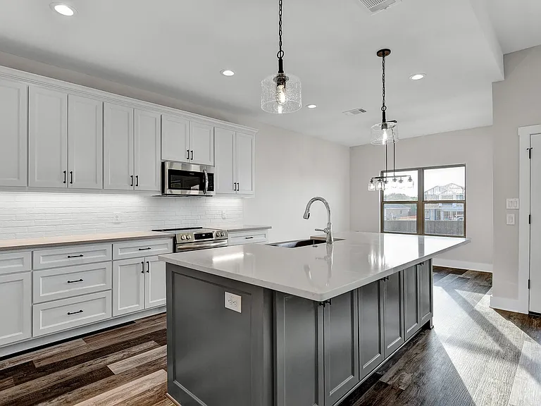 1808 Aleia Cv — Photo 20