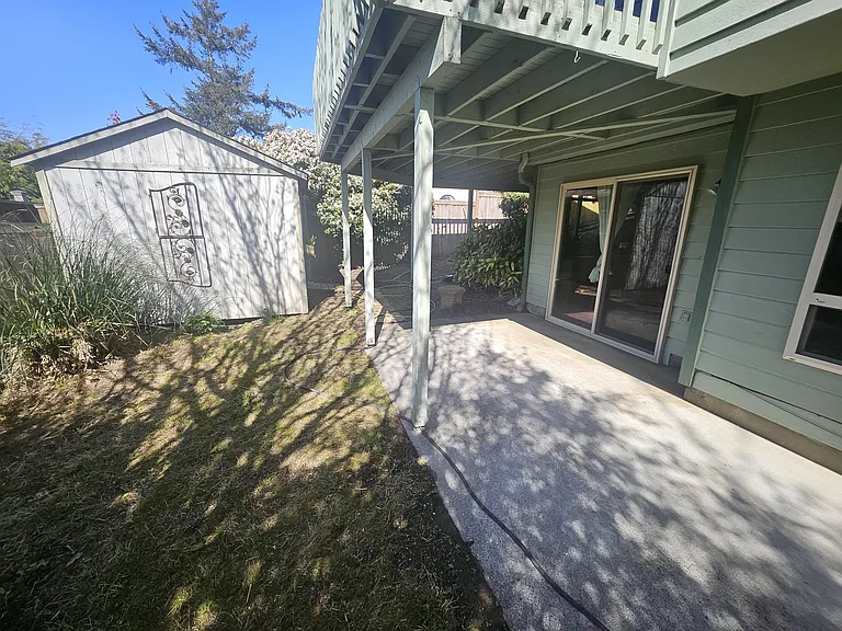4402 Glasgow Way — Photo 49