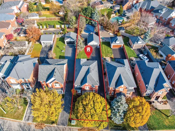 2393 Ennerdale Rd, Oakville, ON L6H 6N5