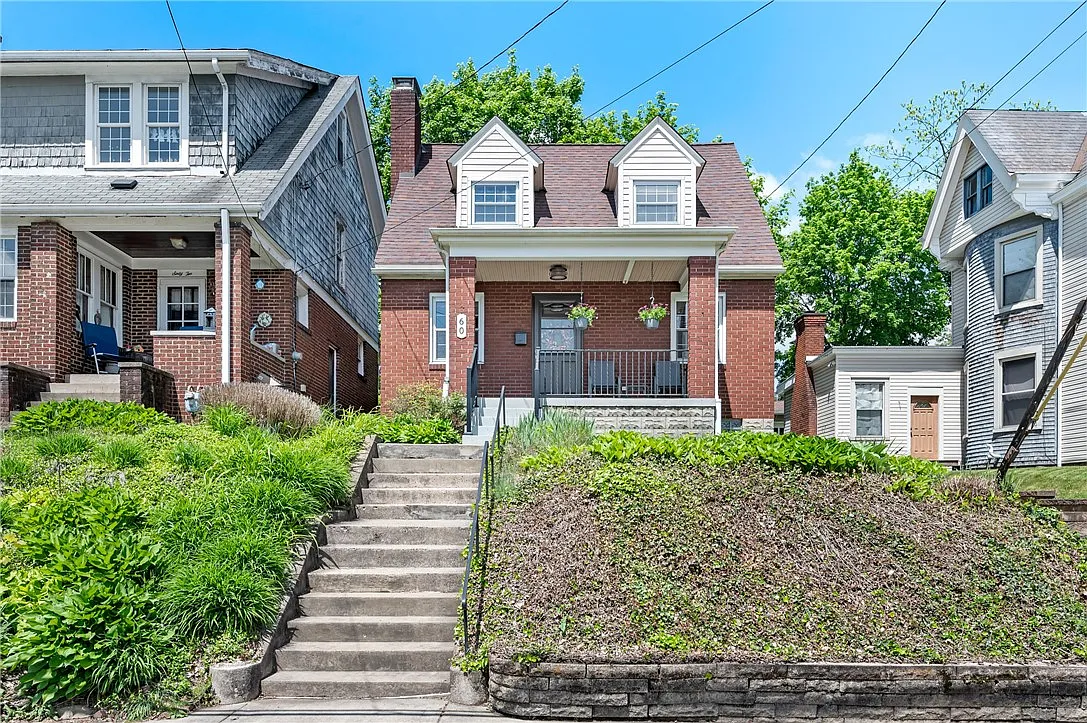 60 Grant Ave photo 1