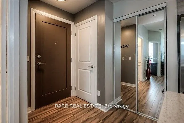 55 Eglinton Ave W #801 — Photo 10