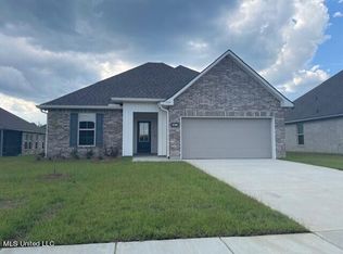 11381 Oak Aly, Gulfport, MS 39503