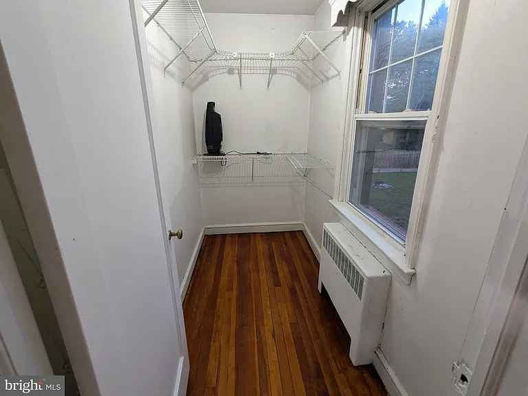 21 Steinway Ave — Photo 23