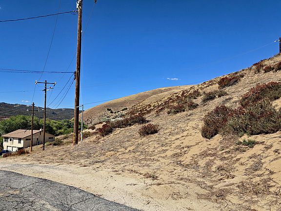 5th image of Hungry Jack Rd
