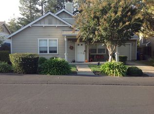24 Lande Way, Yountville, CA