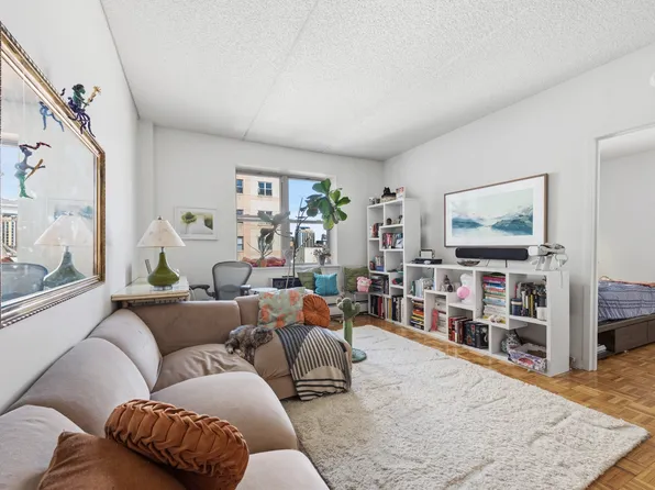 1787 Madison Avenue image 1 of 22