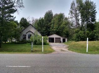 5730 S Riverside Dr, Sault S Marie, MI 49783