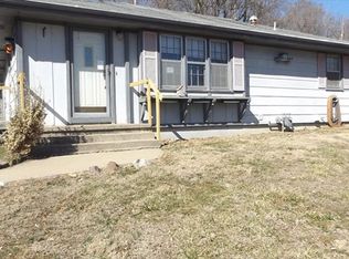 116 Dennis St, Wathena, KS 66090